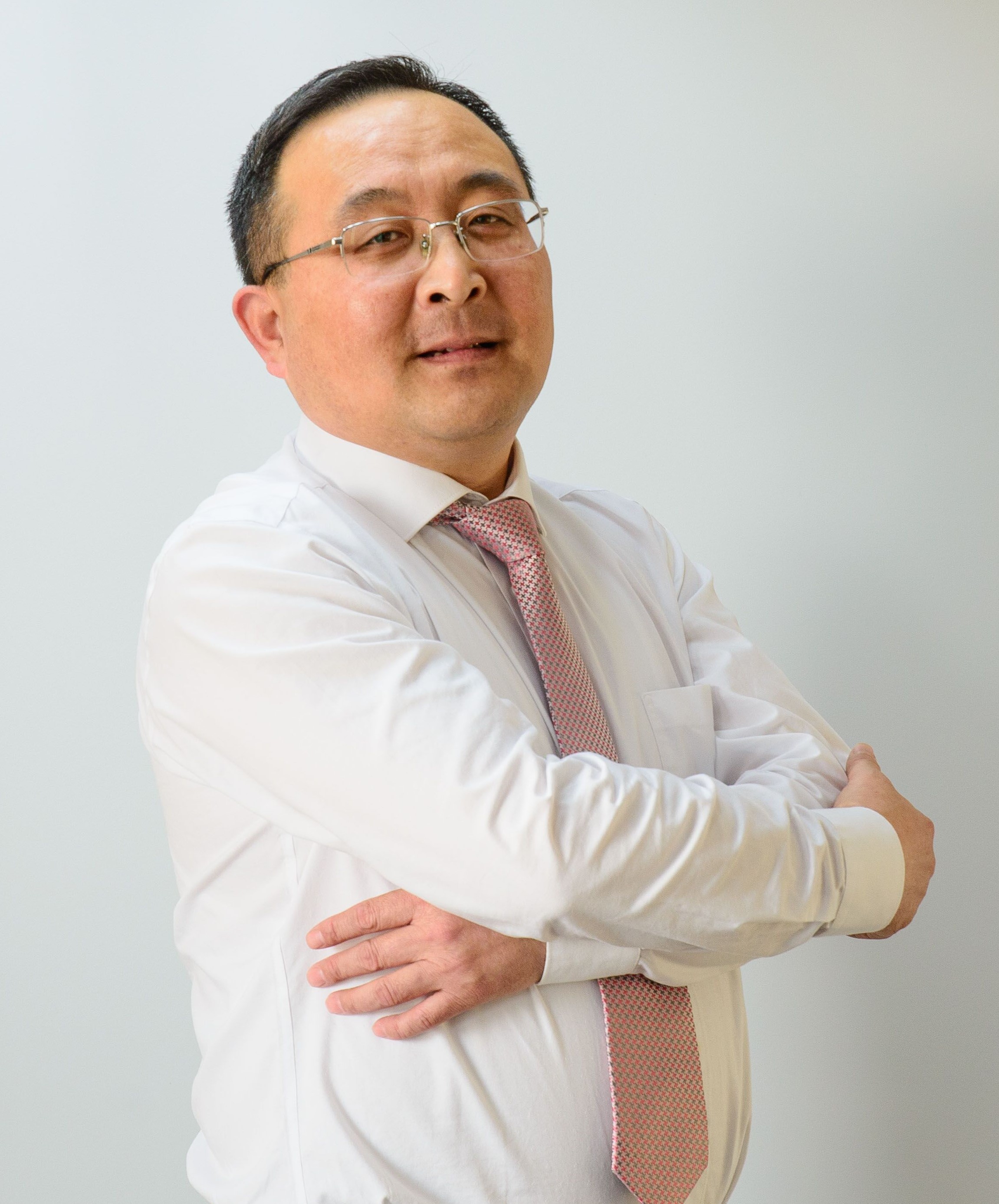 李近強(qiáng)